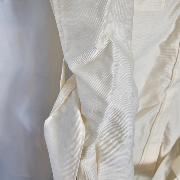 DEREK Lam beige short sleeve button up top in size 4 cinched waist belt NWOT - Picture 3 of 4